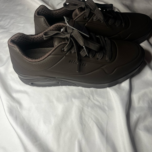 Skechers Men's Dark Brown Sneakers Air cooled memory foam - Picture 2 of 4
